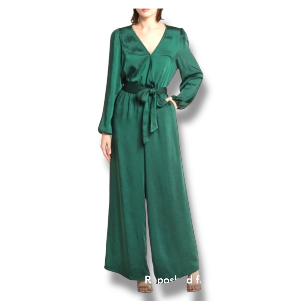NORDSTROMS Green Satin Wide Leg Jumpsuit with long puff sleeves SZ SM